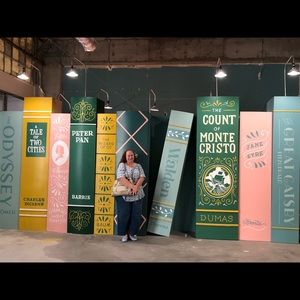 Meet your Posher, Debbie